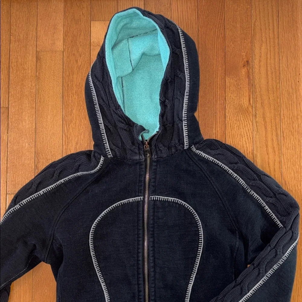 Lululemon Scuba Zip Jacket Size 8 Sweatshirt